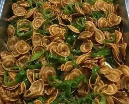 想吃|“免费都没人想吃”的食堂饭菜,若让你选其一,你选哪个