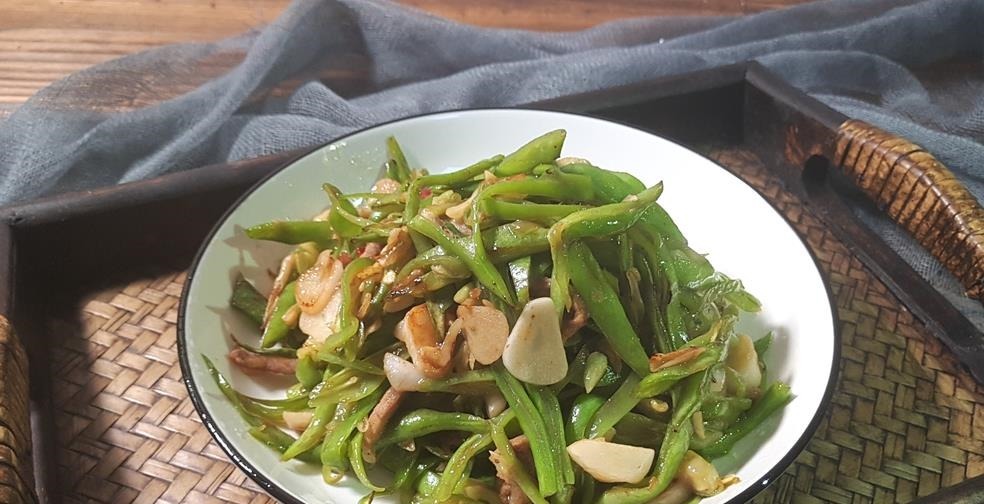 这菜不吃太可惜了,吃1斤等于吃20个鸡蛋,5元一斤,孩子要多吃