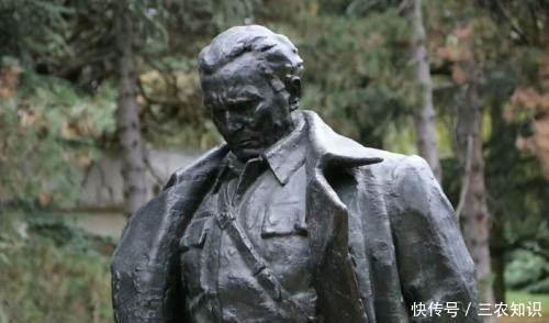 南斯拉夫|苏联与南斯拉夫解体为何苏联友好分家，南斯拉夫却留下仇恨