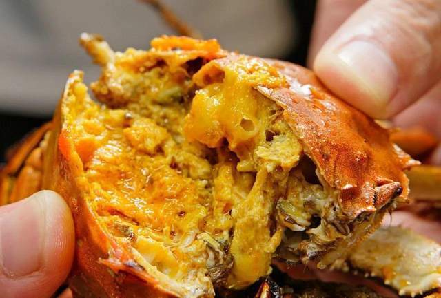 这才是蒸螃蟹的正确做法,牢记4个步骤,肉质鲜美,蟹黄一滴不漏