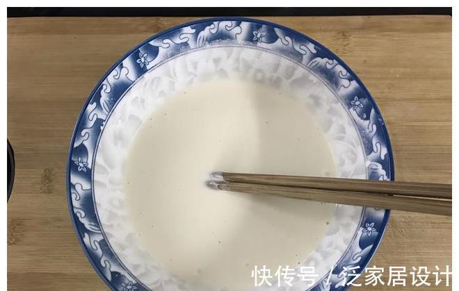 做法|孩子最爱的早餐饼，咸鲜软糯，做法简单，10分钟上桌