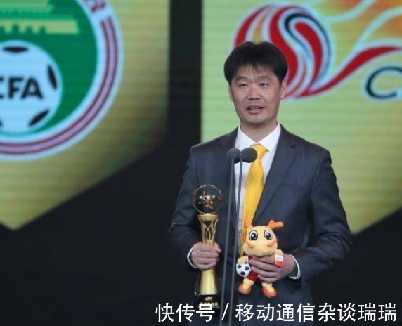 韦世豪|首位旅欧归化曝光!欧洲豪门将签约32岁国脚,国足利好,李霄鹏笑了