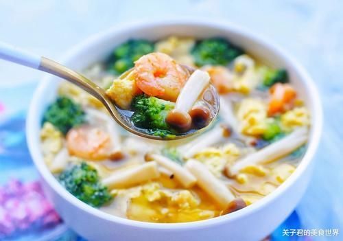 阿姨|38岁阿姨的轻断食晚餐,朋友圈火了,网友:太自律,学着吃也不胖