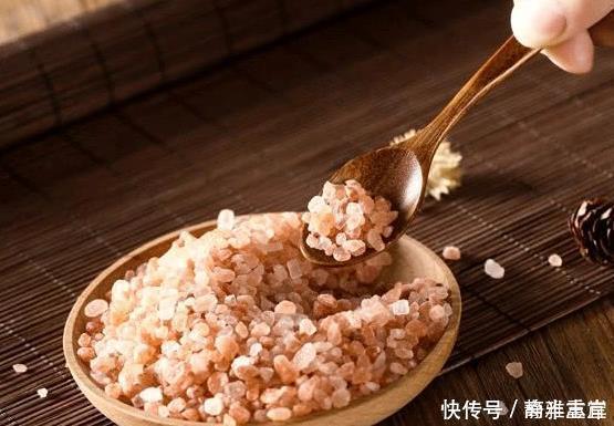 皮肤科|皮肤科医生：这4物去黑头，坚持个把月，黑头就好很多