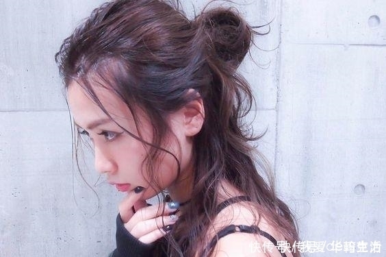 头发总是一陈不变?3款简单却华丽的日系绑发!上班、宴会都可以