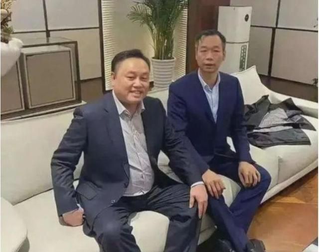 家电|四年亏损约150亿,不到5%的市场占有率,黄光裕回归救不了国美?