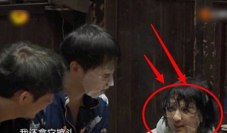 偶像包袱|导演为何只选张子枫一位常驻女嘉宾?看完首期节目后,终于明白了