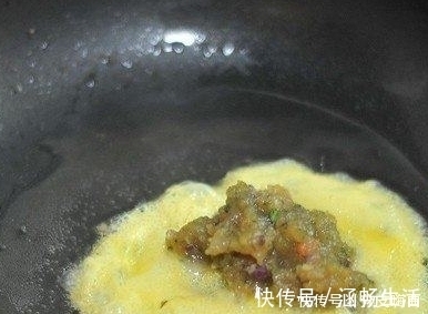 天没亮就起床做早餐，老公吃了一盘，上班带5个，同事非说我买的