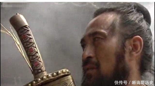  杨志|水浒传中杨志卖刀标价3000贯钱，折合现在是多少钱？一般人买不起