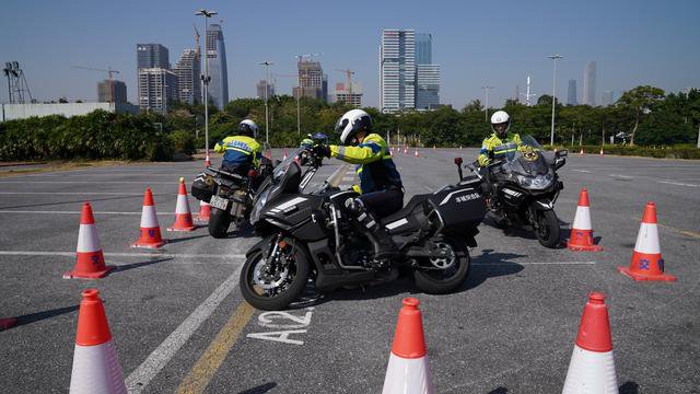 汗水|你们眼中的“帅”，却是他们用无数汗水“汇聚”而成