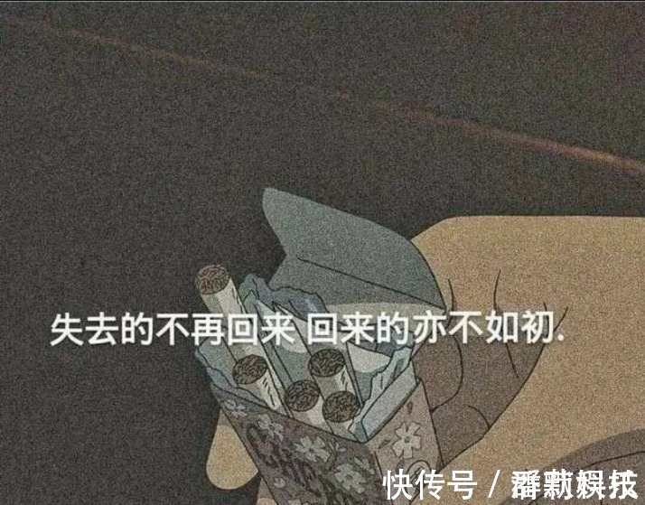 r超火·甜丧·女生头像：习惯了戴着面具微笑，即使背后全是泪水