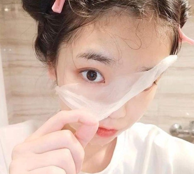 女人敷完面膜,这3件事及时做,脸蛋嫩成婴儿脸