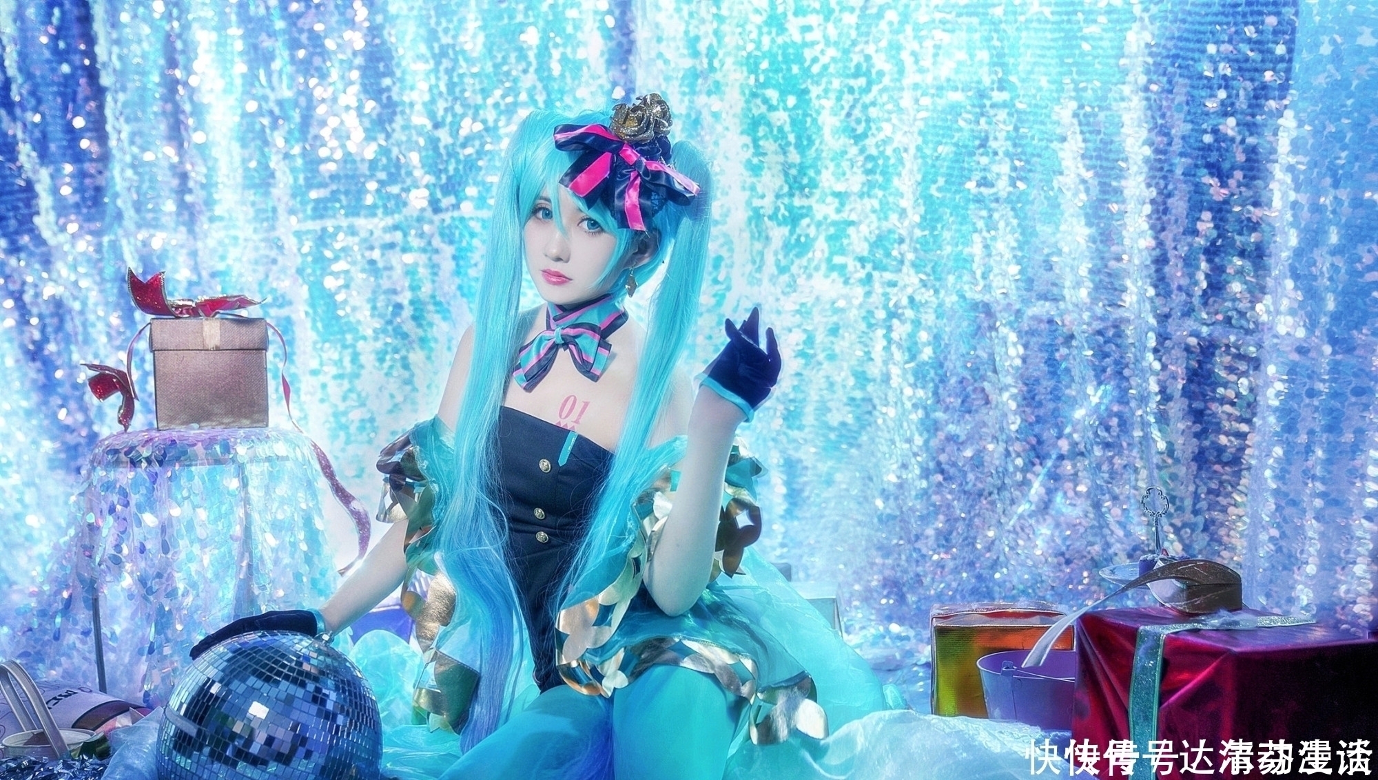 虚拟偶像|三组漂亮妹子COS的人气虚拟偶像“初音未来”还原度相当不错