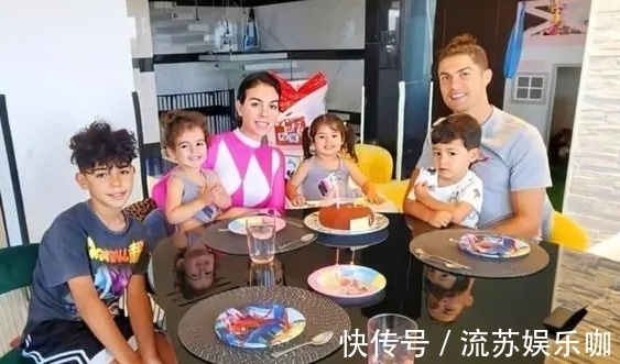 皇马|才来就要走?前队友爆料C罗正考虑离开曼联,并称我们正等他回来