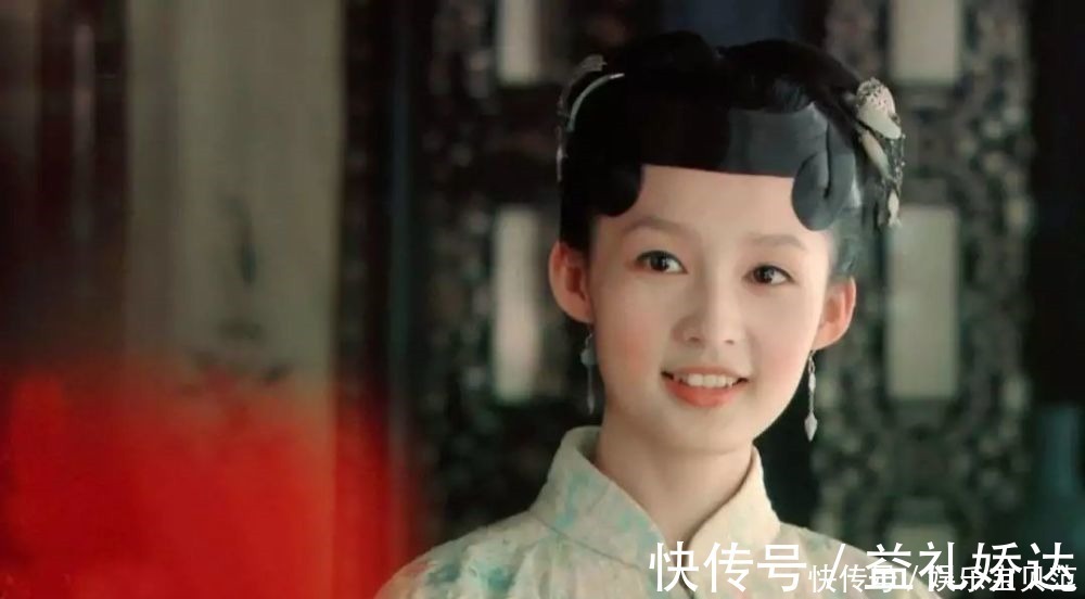 淡颜系|双眼皮、一字眉已经过时了，现在的美女标准是这样……