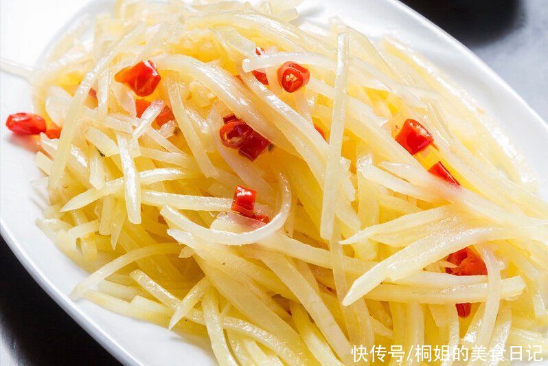 调味汁|炒土豆丝要想爽脆，别再下锅焯水了，教你一招，出锅又香脆又入味