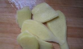 一块生姜就能搞定失眠，坚持用一周，驱寒又除湿，4种疾病不来扰