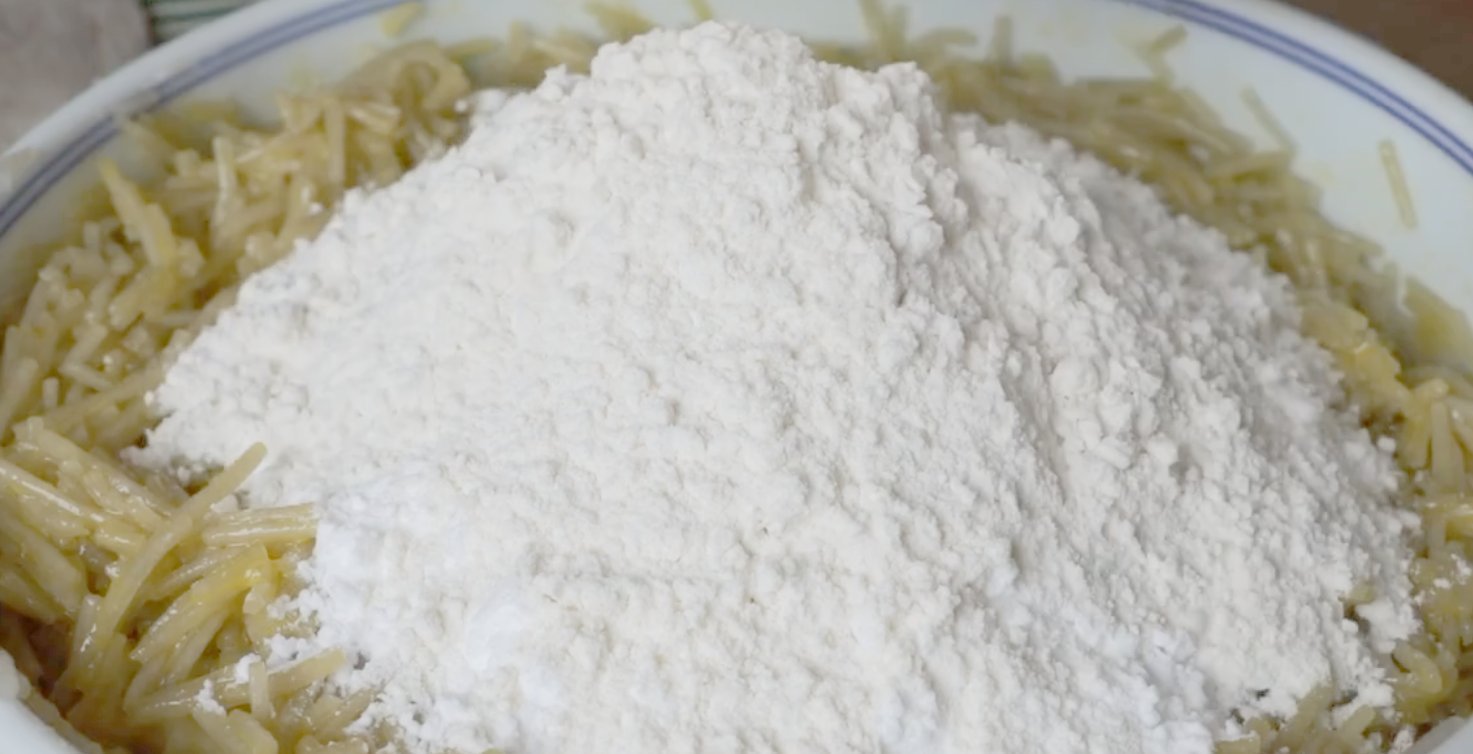  粉条|粉条不要炖着吃了，咱们换个新吃法，一口酥脆，一碗下去真舒坦