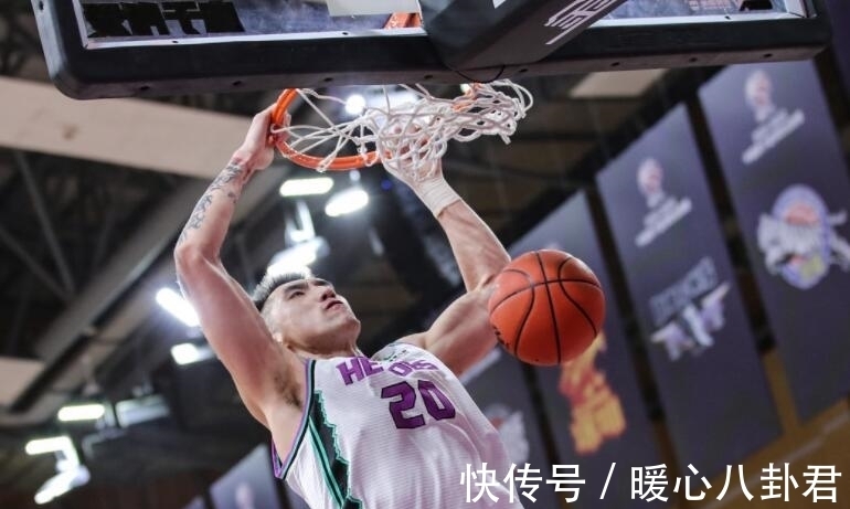 阿不都沙拉木|CBA第一阶段球员总结,阿不都加冕得分王,2米25高塔打出盖帽三双