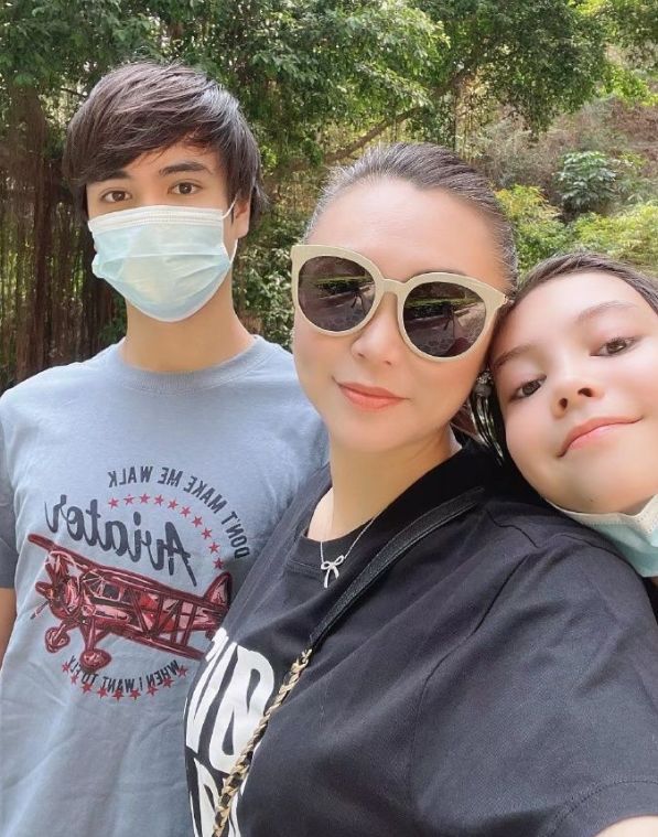 儿女|中国花滑冠军远嫁俄罗斯，混血儿女如今长大！一家人颜值爆表！