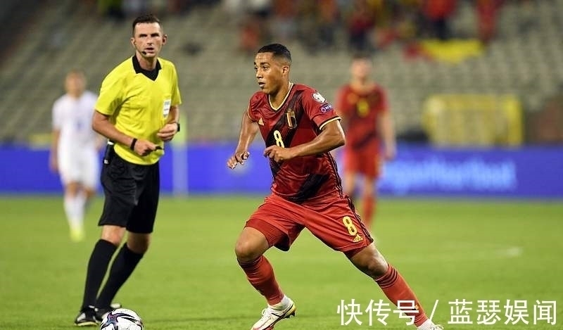 蒂莱曼斯|要价5500万+!曼联与皇马竞争24岁英超悍将?巴萨有意但毫无胜算