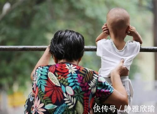 主力军|为啥现在帮忙带娃的主力军外婆占大部分?两个原因很多人表示认同