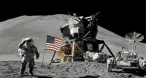 柯伊伯 为什么在地球上看月亮是亮的,在月球上看确实黑的