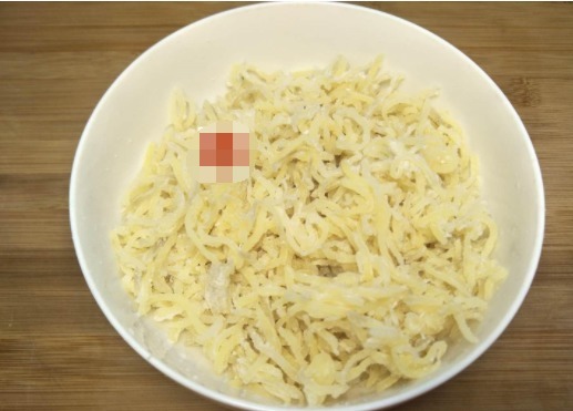 北方人最爱的土豆做法，筋道喷香不油腻，南方人吃了都说好！