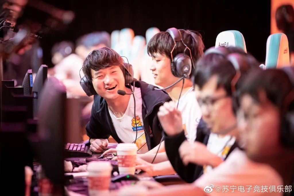 父母|总决赛输了，但请别骂SN。