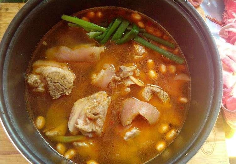 料理|英国人知道猪蹄能吃后,一扇“黑暗料理界”的大门又被他们打开了