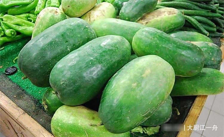 霜降后，聪明人都囤上这4种菜，好吃不贵营养美味，很多人不知道