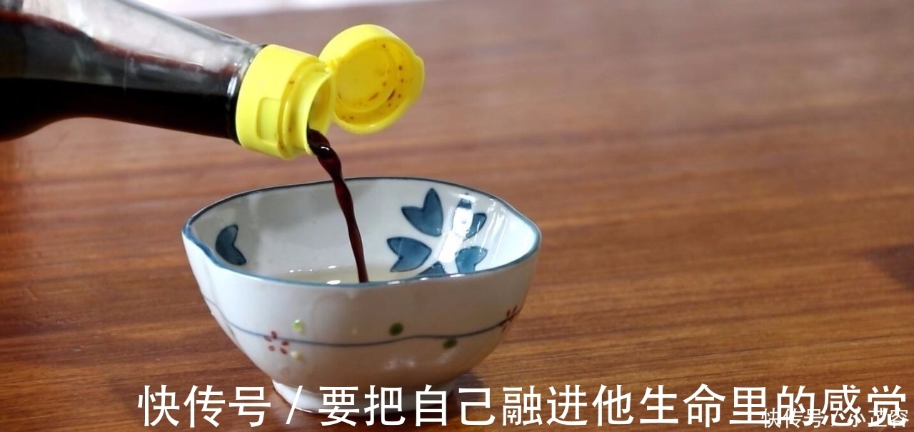 茄子|茄子别再炒着吃了,教你一种新做法,比大鱼大肉香,做三根不够吃