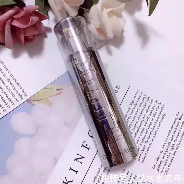 好用又不贵的精华液推荐:这些精华液,让你用后肌肤紧致有活力