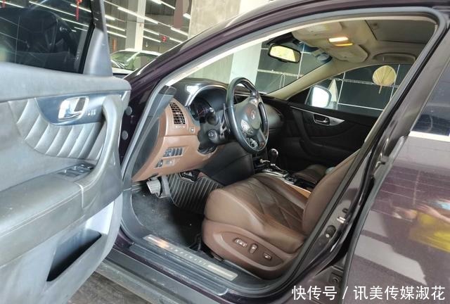 变形|报价15万的英菲尼迪FX35，内饰破烂大梁变形，妹子敢上车？