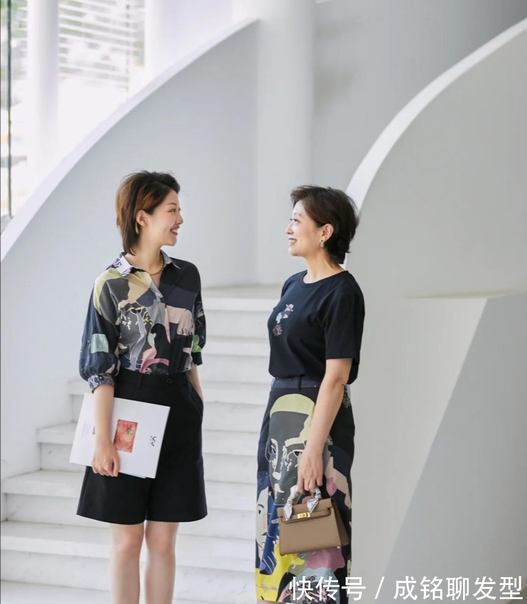 女性|这才是60岁女性该有的打扮,时髦端庄有个性,年过半百也美得耀眼