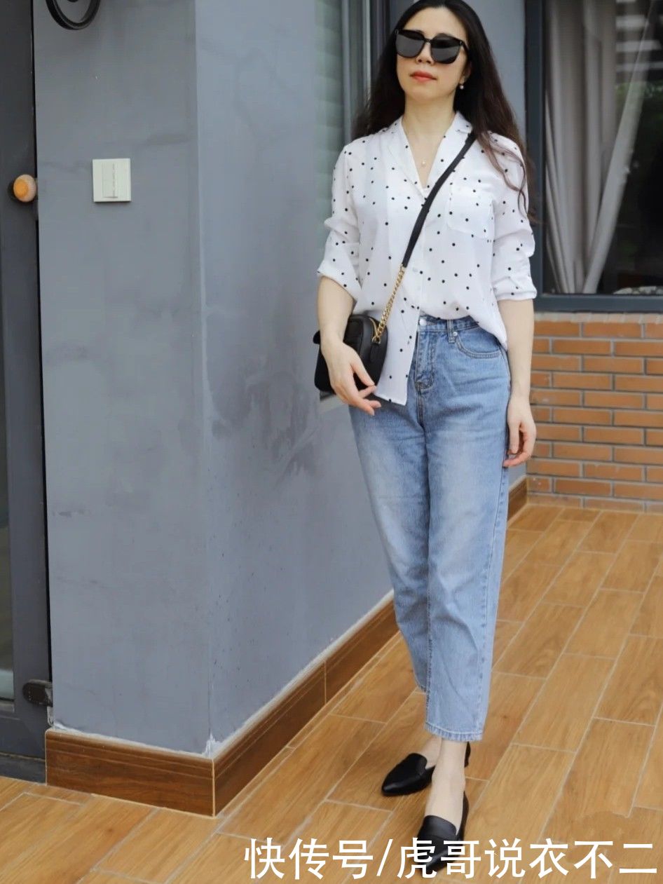 气质|品味出众的50岁女人，夏季穿衣都有这4个共同点，简约优雅显气质