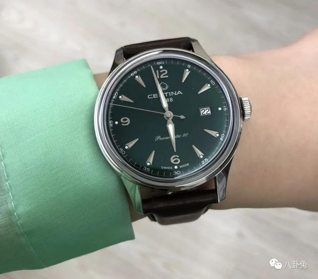 手表 这表有毒吧,每次看到价格总觉得太便宜了