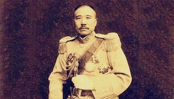 张宗昌|张宗昌为什么被叫做狗肉将军？难道是因为他喜欢吃狗肉吗？