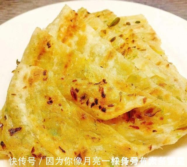 烙饼,掌握这6个小技巧,饼又香又软还起层,放凉了也不发硬