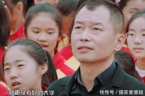 初中女生|初中女生5年写56本小说30W字,爸爸全部撕毁只想让她考个好大学