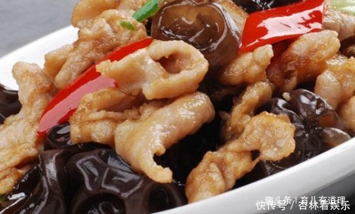 超级下饭的家常菜,做法简单,营养丰富,每次上桌就扫光