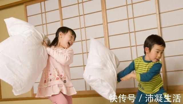 启蒙教育|出生头几年是宝宝大脑发育“黄金期”，10个方法提高智力，收藏了