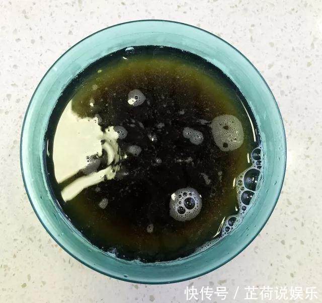 红糖发糕在家也能蒸,简简单单,香甜软糯,回忆童年的味道!