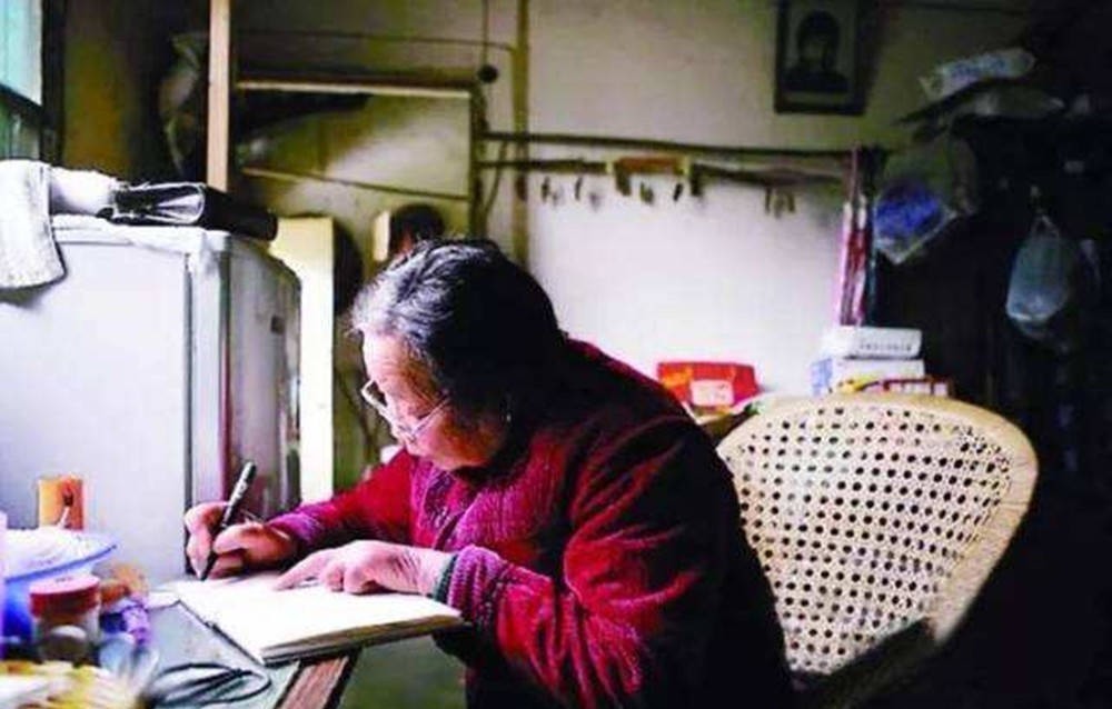 后悔|大陆上最后一位军统女特务:不后悔留大陆,一生对不起4个人!