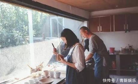 桃花源|20多岁的年龄差距,却把一个破烂的农家小院变成了“桃花源”