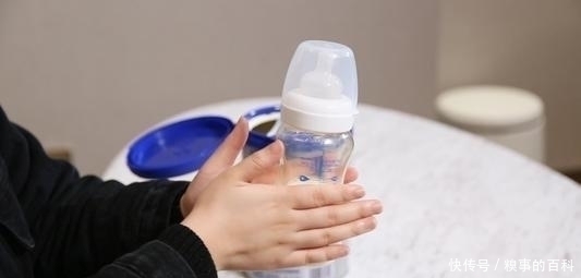 营养元素|同一天出生的宝宝，一个吃奶粉，一个喂母乳，3个月后差距明显