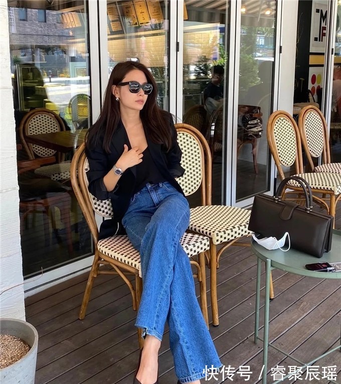 裤装|九分裤+平底鞋,才是中年女人应有的穿搭,优雅知性还减龄