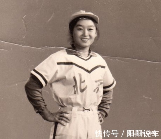 奥运赛|前中国体坛传奇亮相开幕式!代表日本宣誓,在奥运赛场上夺1银1铜