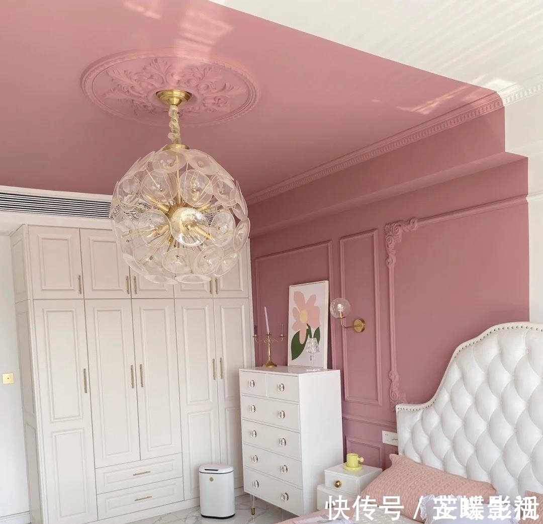 台面|女主128㎡新居,色彩碰撞带来的新颖浪漫体验,引得上万网友收藏