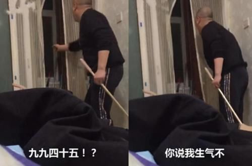 辅导作业|“几减5等于4?”姐姐教弟弟写作业被气哭,弟弟坐一旁表情亮了